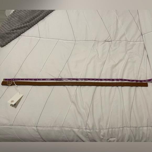 NWT- TORY BURCH- Women's T Monogram Leather Belt - Picture 4 of 6